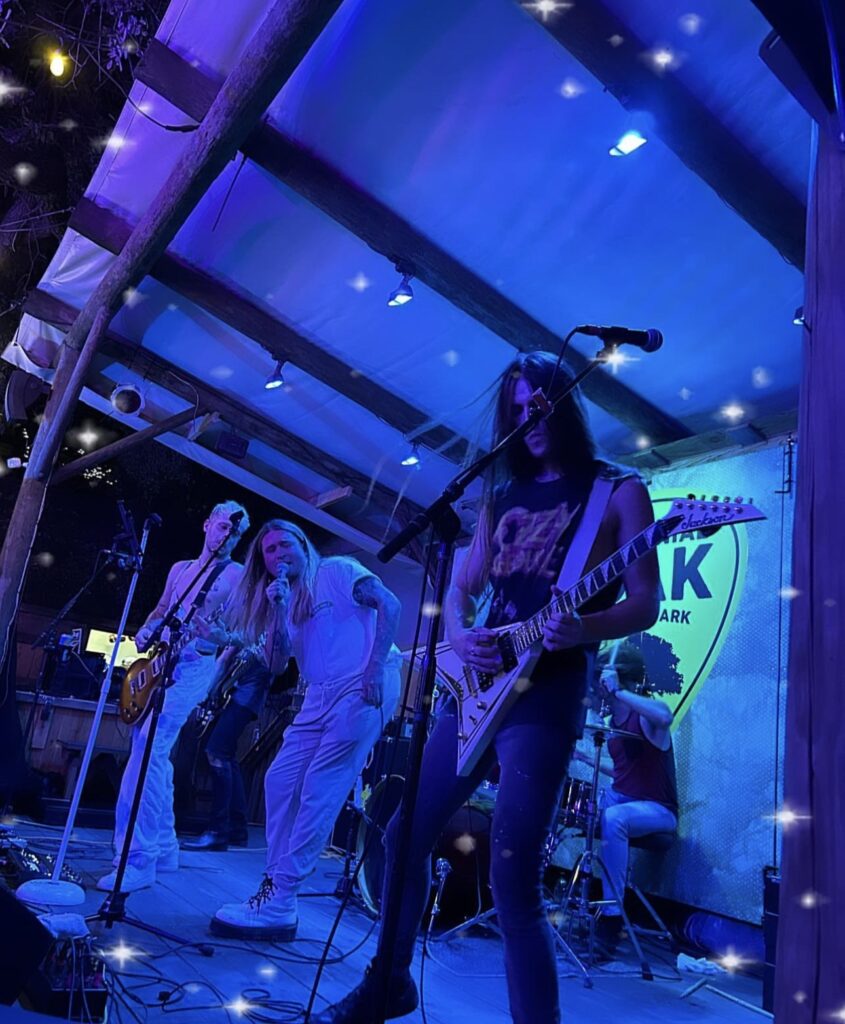 Versvtile - December 13